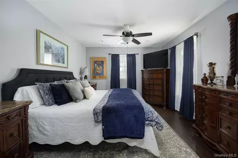 Bedroom - 8 Willow Rd, Beacon, NY 12508 photo 2 of 3