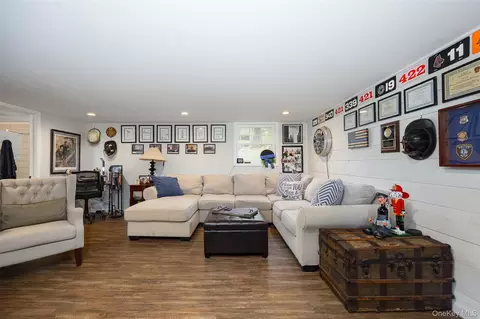 Living - 8 Willow Rd, Beacon, NY 12508 photo 2 of 2