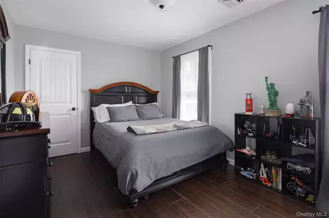 Bedroom - 8 Willow Rd, Beacon, NY 12508 photo 1 of 3