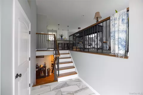 Entry Way - 8 Willow Rd, Beacon, NY 12508 photo 2 of 2