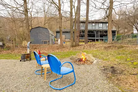 Exterior - 8 Willow Rd, Beacon, NY 12508 photo 5 of 9