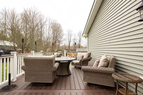 Exterior - 8 Willow Rd, Beacon, NY 12508 photo 7 of 9