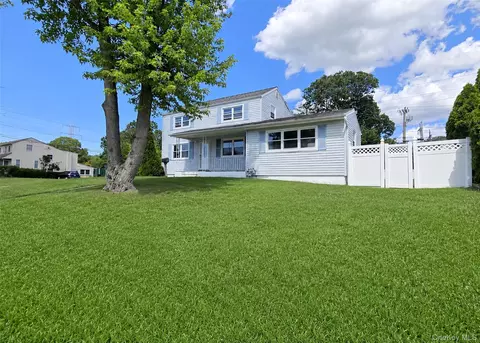 290 Eastwood Blvd, Centereach, NY 11720