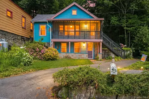 33 Mile Hill Rd, Highland, NY 12528