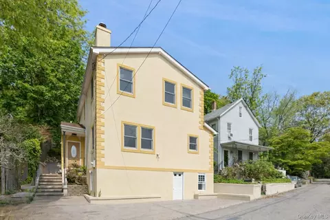 65 Eiler Ln, Greenburgh, NY 10533