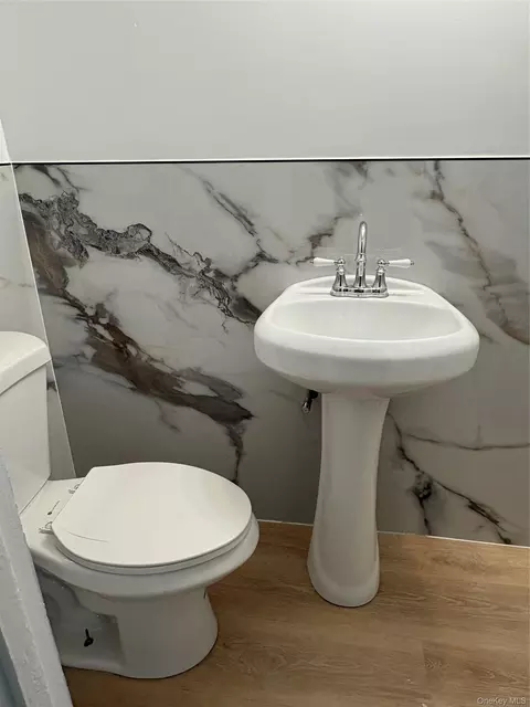 Bath - 277 Graff Ave, New York, NY 10465 photo 4 of 9