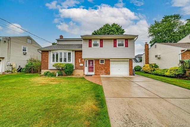 1387 Liberty Ave, North Bellmore, NY 11710