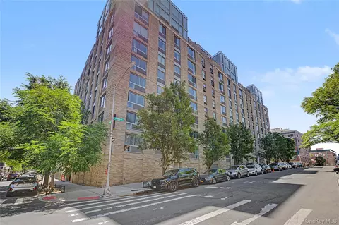 68 Bradhurst Ave #5W, New York, NY 10039
