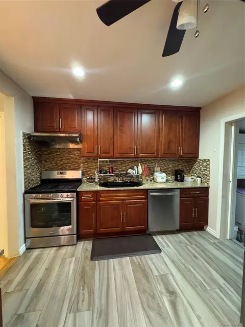 11433 121st St, New York, NY 11420