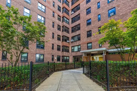 3850 Sedgwick Ave #5H, New York, NY 10463