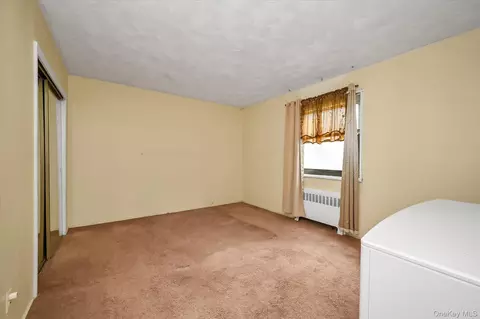 Bedroom - 16051 17th Ave #LOWER, Whitestone, NY 11357 photo 3 of 5