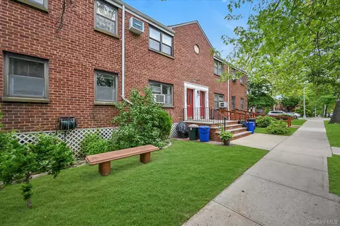 Exterior - 16051 17th Ave #LOWER, Whitestone, NY 11357 photo 1 of 2
