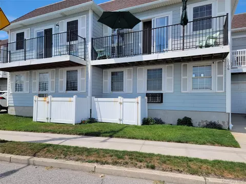 6106 Beach Front Rd #73, Arverne, NY 11692