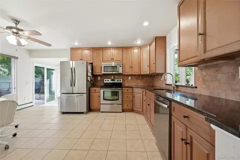Kitchen - 76 Lyman Rd, Brookhaven, NY 11772 photo 1 of 3