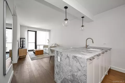 107-06 Queens Blvd #8D, New York, NY 11375