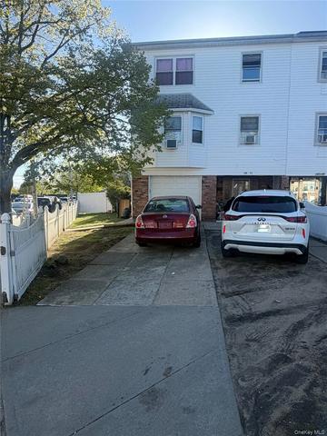 148-74 262nd Pl, Rosedale, NY 11422