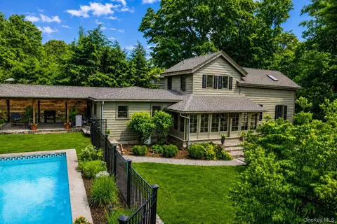 5012 Albany Post, Staatsburg, NY 12580
