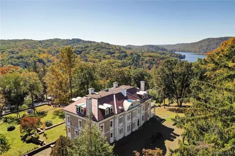 118 Tower Hill Rd W, Tuxedo, NY 10987