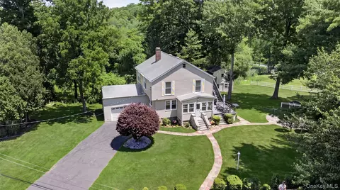 3112 Donald Ct, Yorktown, NY 10547