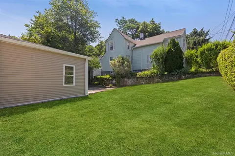 Exterior - 103 S Broad St, Peekskill, NY 10566 photo 2 of 6