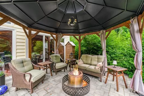 Exterior - 10 Concord Rd, Fishkill, NY 12524 photo 3 of 8