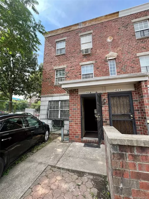 466 E 179th St, New York, NY 10457