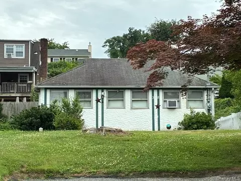 38 S Hillside Ave, Greenburgh, NY 10523