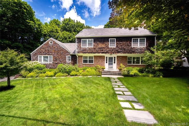 15 Laurel Hill Rd, Greenburgh, NY 10522