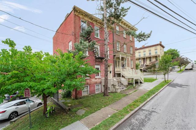 191 1st St, Newburgh, NY 12550