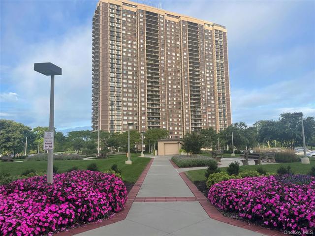 26910 Grand Central Pkwy #27Z, New York, NY 11005