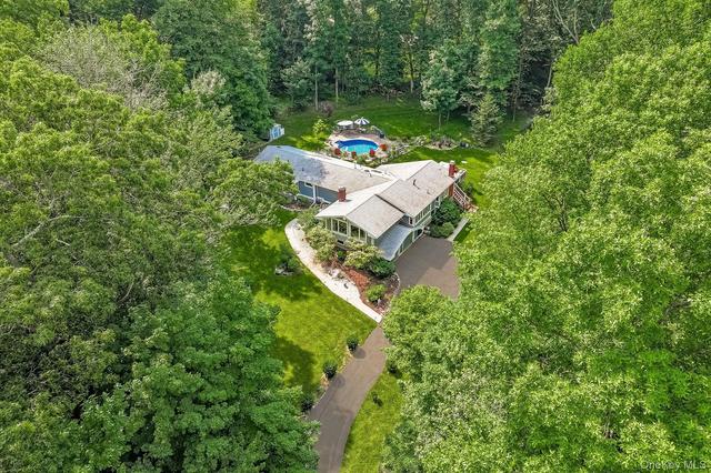 10 Longbow Rd, Ramapo, NY 10901