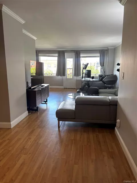 3777 Independence Ave #5D, New York, NY 10463