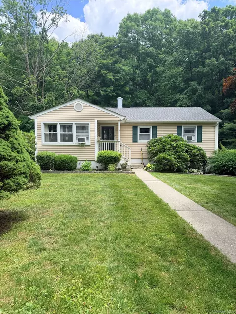 116 Chestnut Ridge Rd, Mahopac, NY 10541