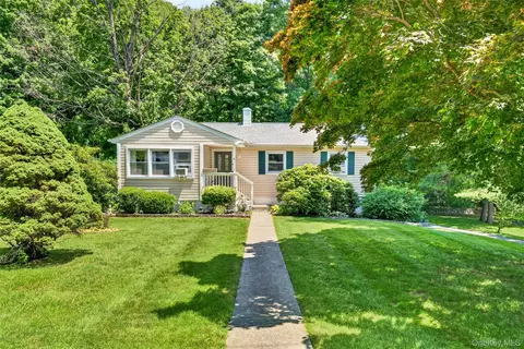116 Chestnut Ridge Rd, Mahopac, NY 10541