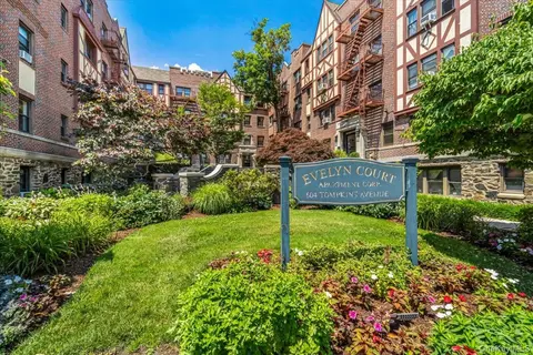 604 Tompkins Ave #A2, Mamaroneck, NY 10543
