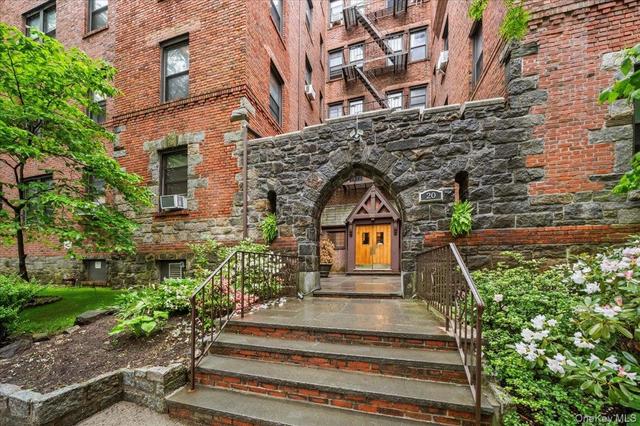 20 William St #1A, Mount Vernon, NY 10552