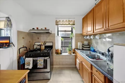 854 Intervale Ave #2, New York, NY 10459 photo 6