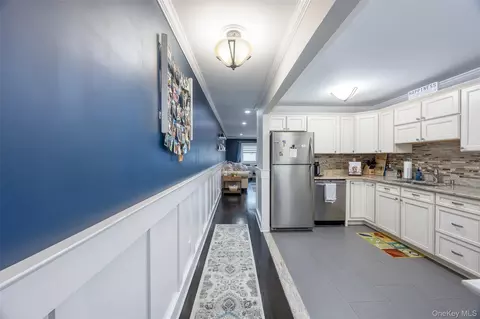 40 W 4th St #7, Patchogue, NY 11772 photo 10