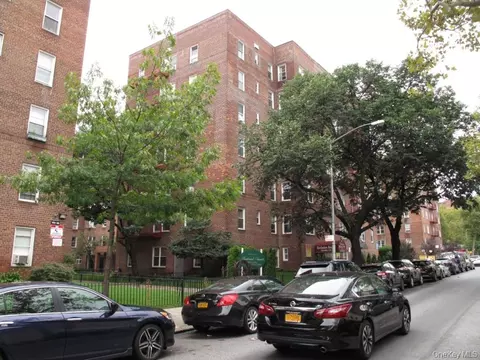64-35 Yellowstone Blvd #5N, New York, NY 11375