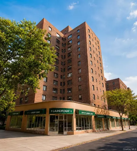 1540 Unionport Rd #12H, New York, NY 10462