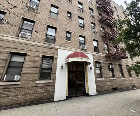 4415 43rd Ave #1F, New York, NY 11104