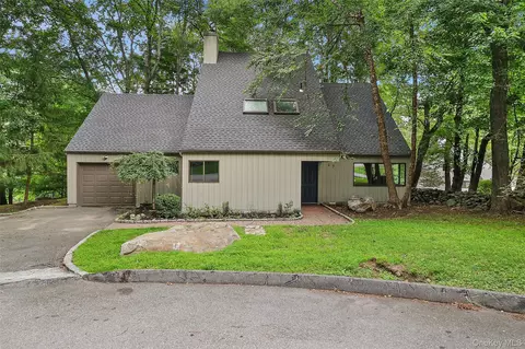 69 Mitchell Rd, Somers, NY 10589