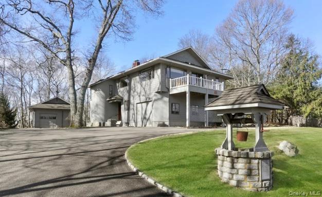81 Manor Ln, Jamesport, NY 11947