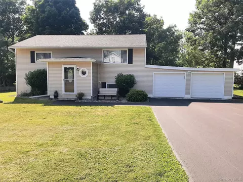 532 Washington Ave, Newburgh, NY 12550