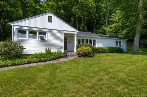136 Pound Ridge Rd, Bedford, NY 10506