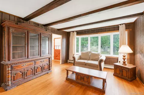 Living - 287 Munsell Rd, Brookhaven, NY 11772 photo 3 of 3