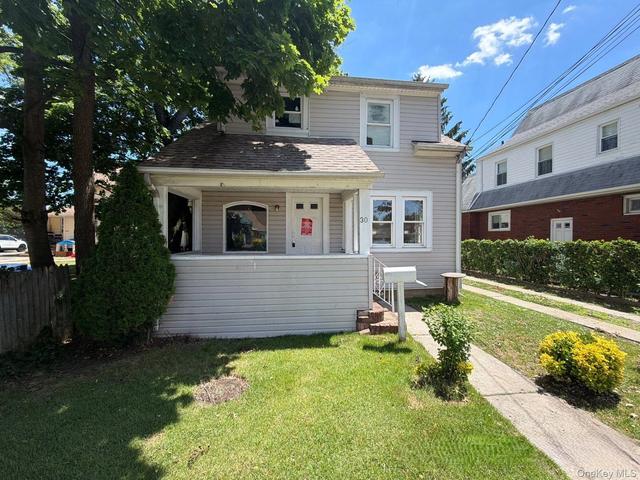 30 Pierson Ave, Hempstead, NY 11550