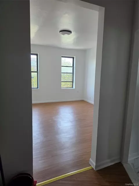 855 E 178th St #18D, New York, NY 10460 photo 5