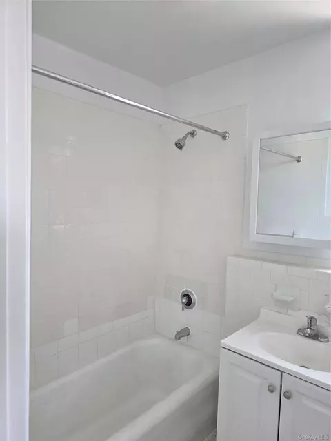 855 E 178th St #18D, New York, NY 10460 photo 10