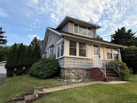 29 Ramapo Rd, Haverstraw, NY 10923